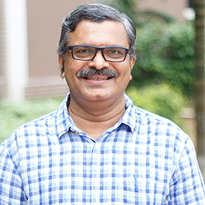 Dr. Niraj Kumar